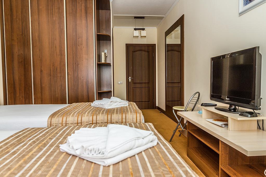 7 Sky Hotel Klinicheskaya Street 基輔 外观 照片