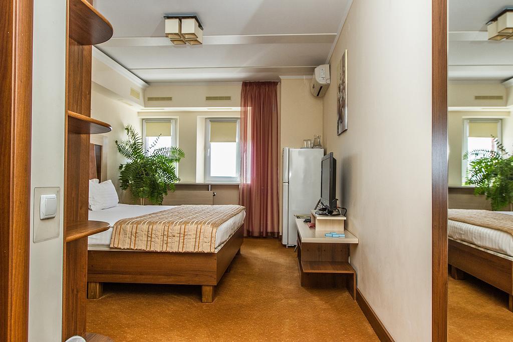 7 Sky Hotel Klinicheskaya Street 基輔 外观 照片