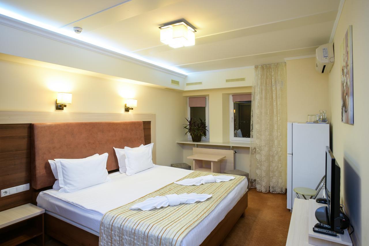 7 Sky Hotel Klinicheskaya Street 基輔 外观 照片