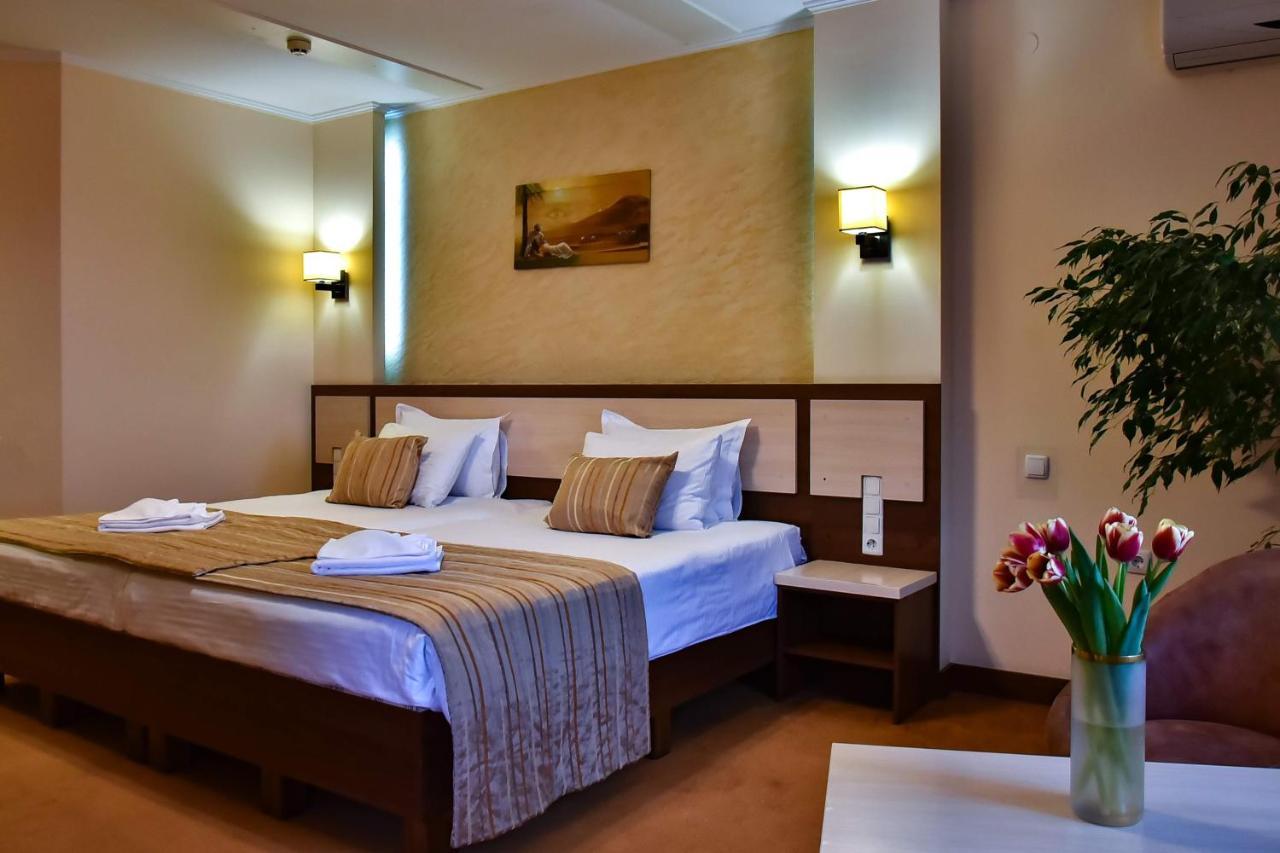 7 Sky Hotel Klinicheskaya Street 基輔 外观 照片